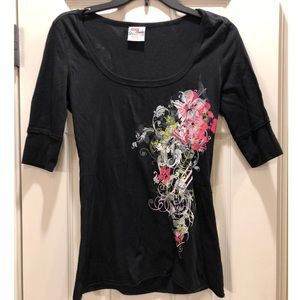 Roxy scoop neck T-shirt size small